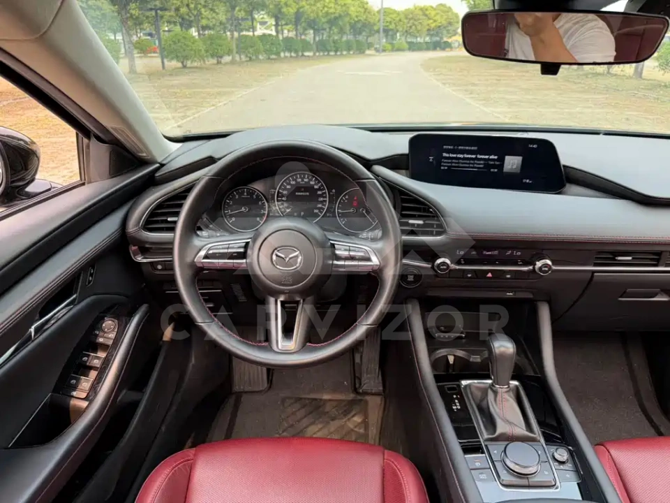Mazda 3 Axela