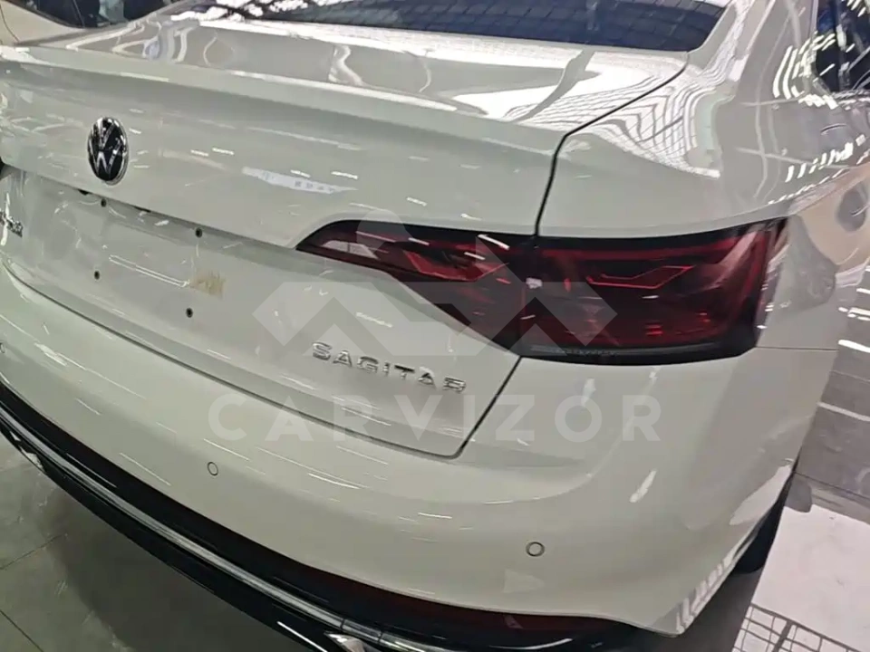 Volkswagen Sagitar