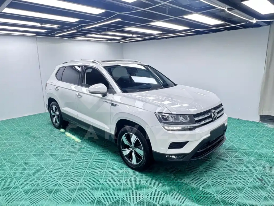Volkswagen Tharu