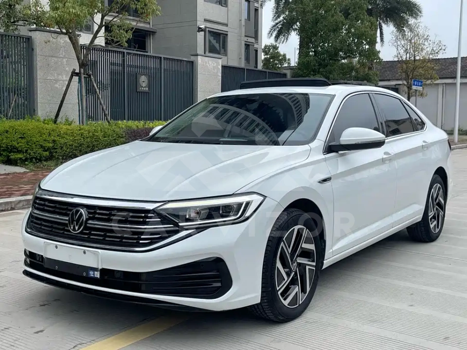 Volkswagen Sagitar