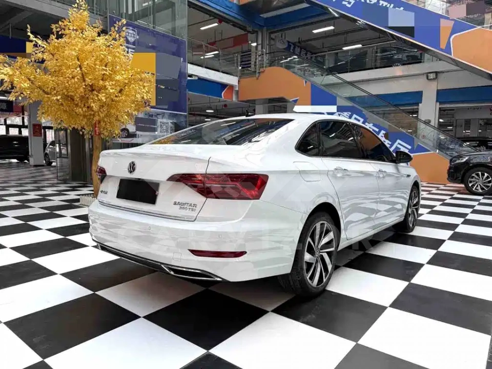 Volkswagen Sagitar