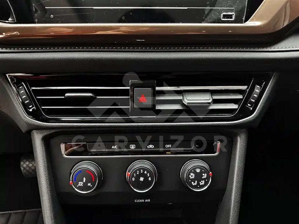 Volkswagen Tharu