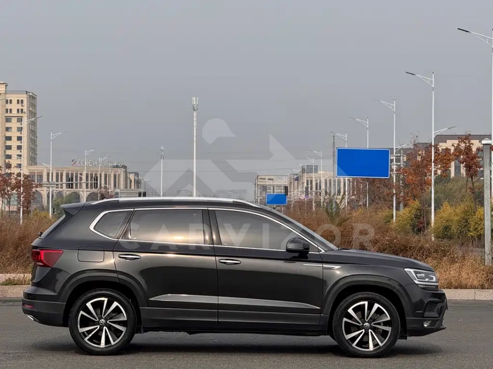 Volkswagen Tharu