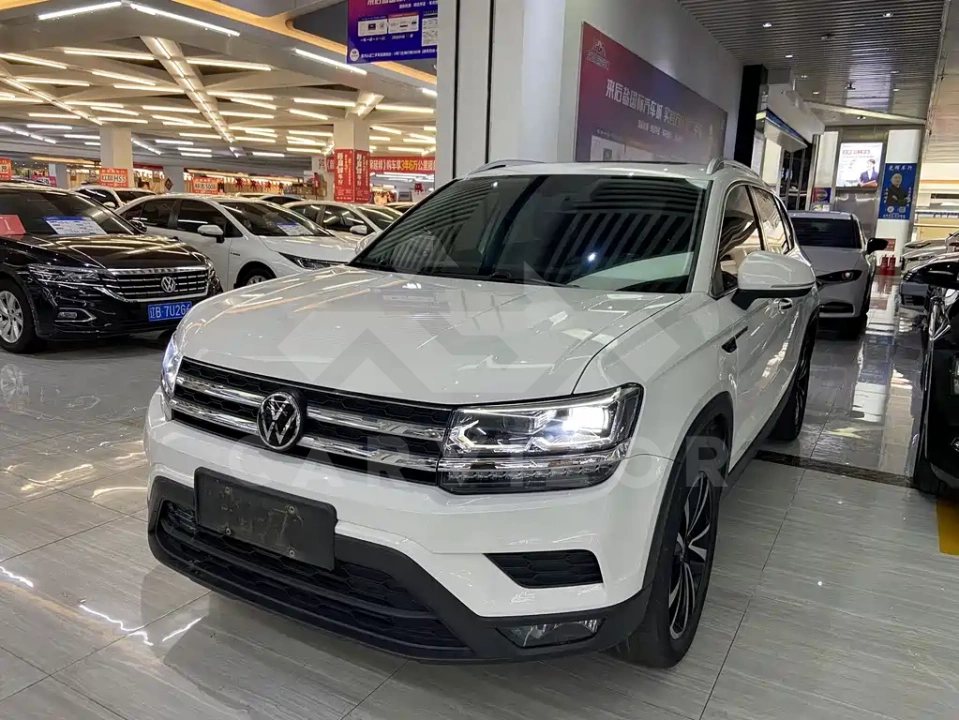 Volkswagen Tharu