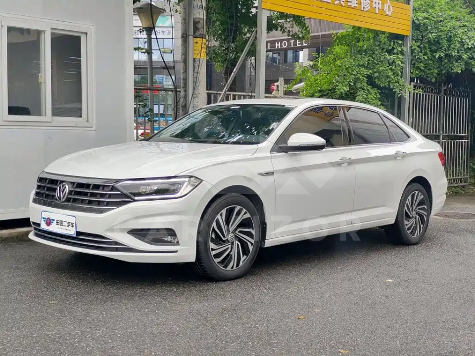 Volkswagen Sagitar