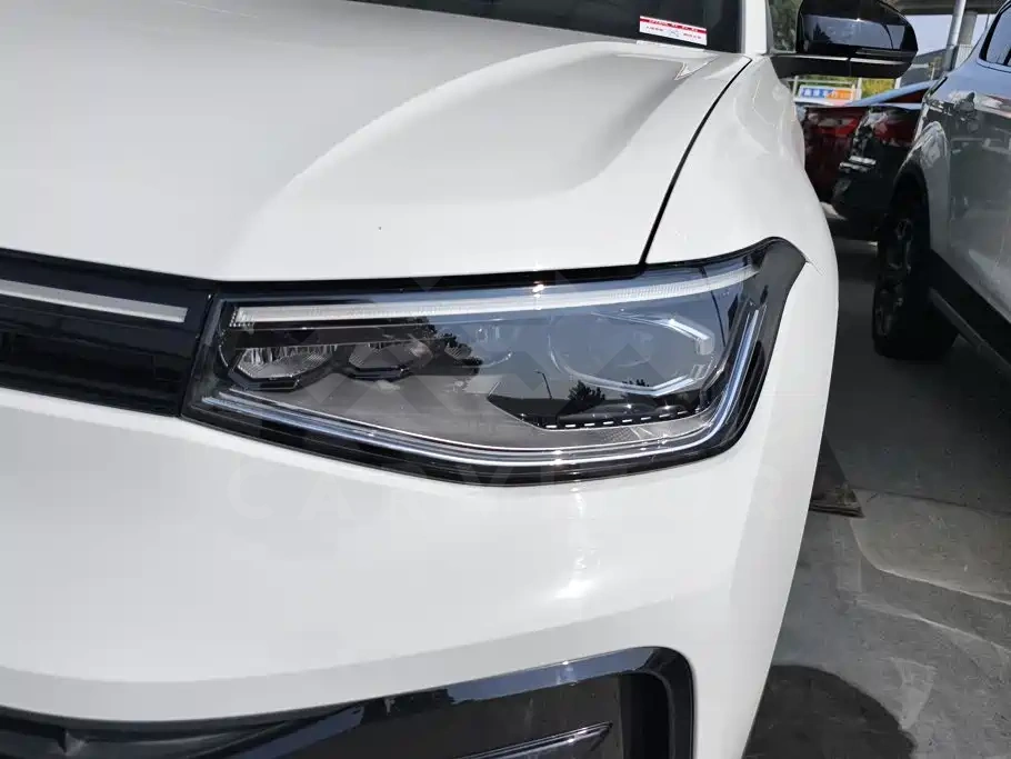 Volkswagen Tharu