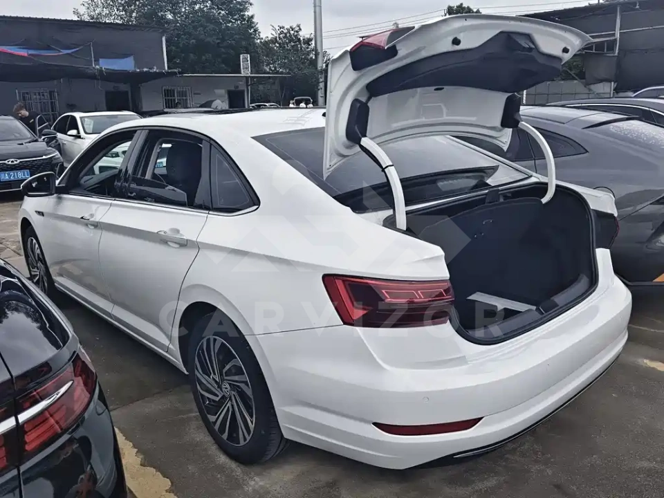 Volkswagen Sagitar
