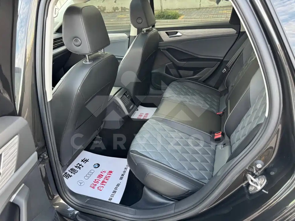 Volkswagen Sagitar