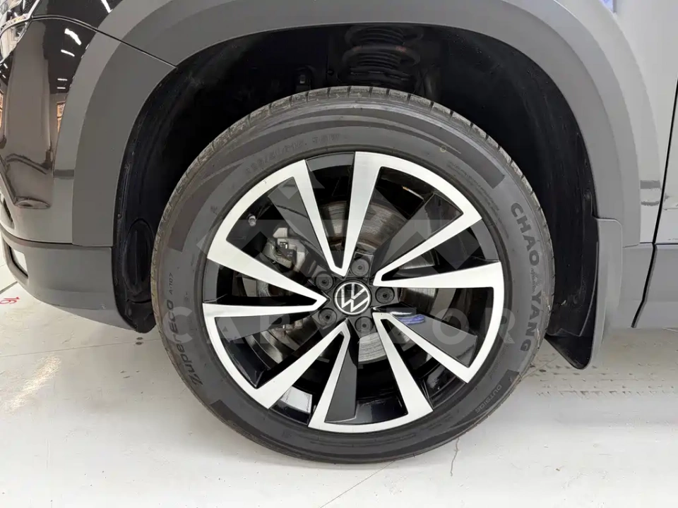 Volkswagen Tharu