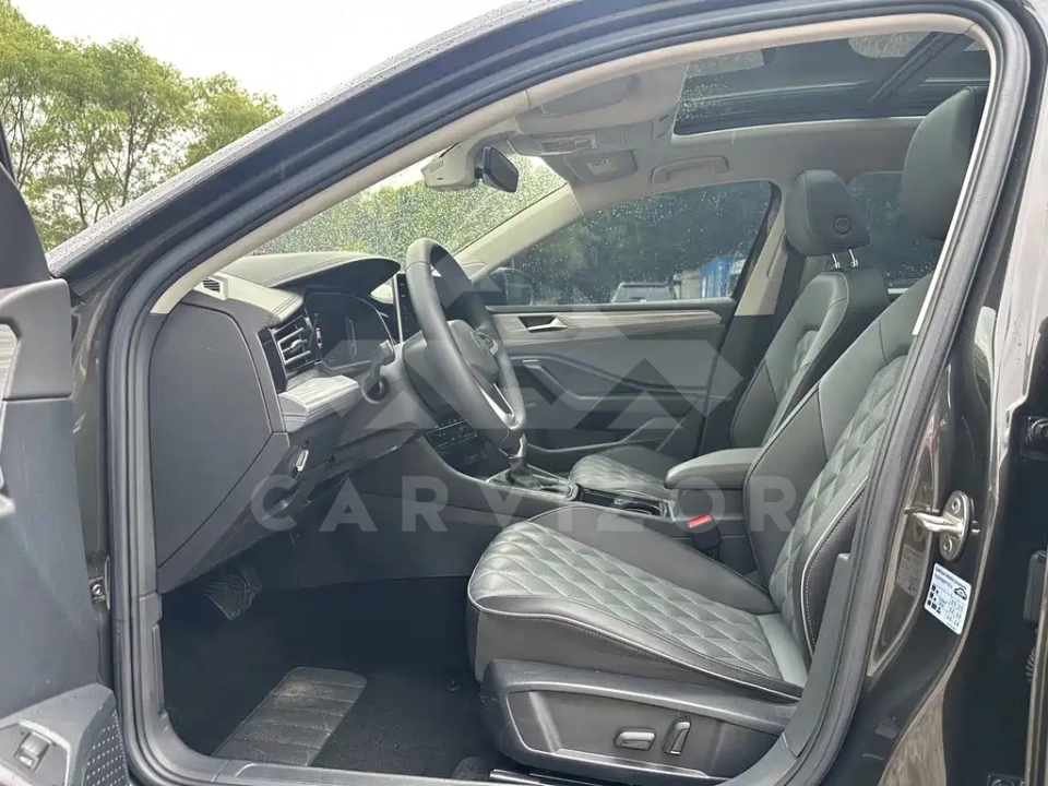 Volkswagen Sagitar