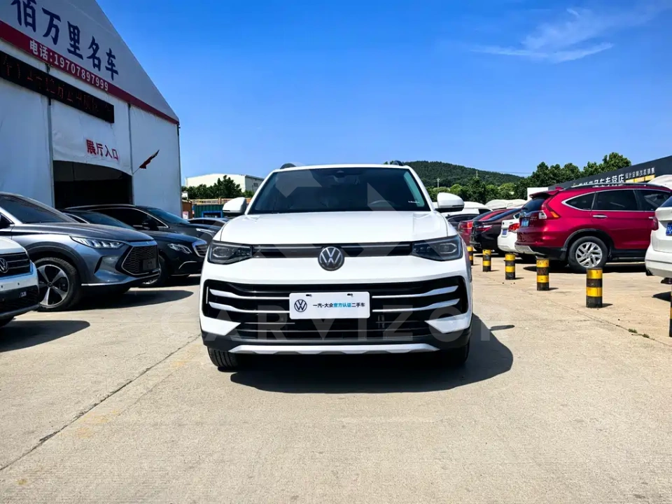 Volkswagen Tharu