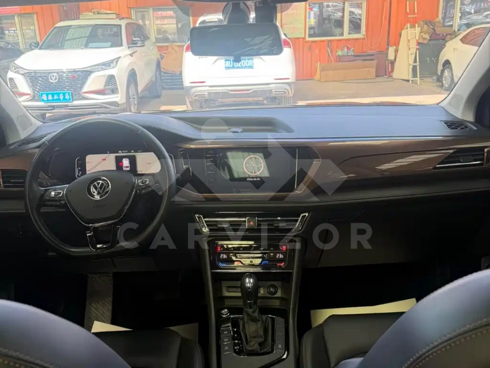 Volkswagen Tharu