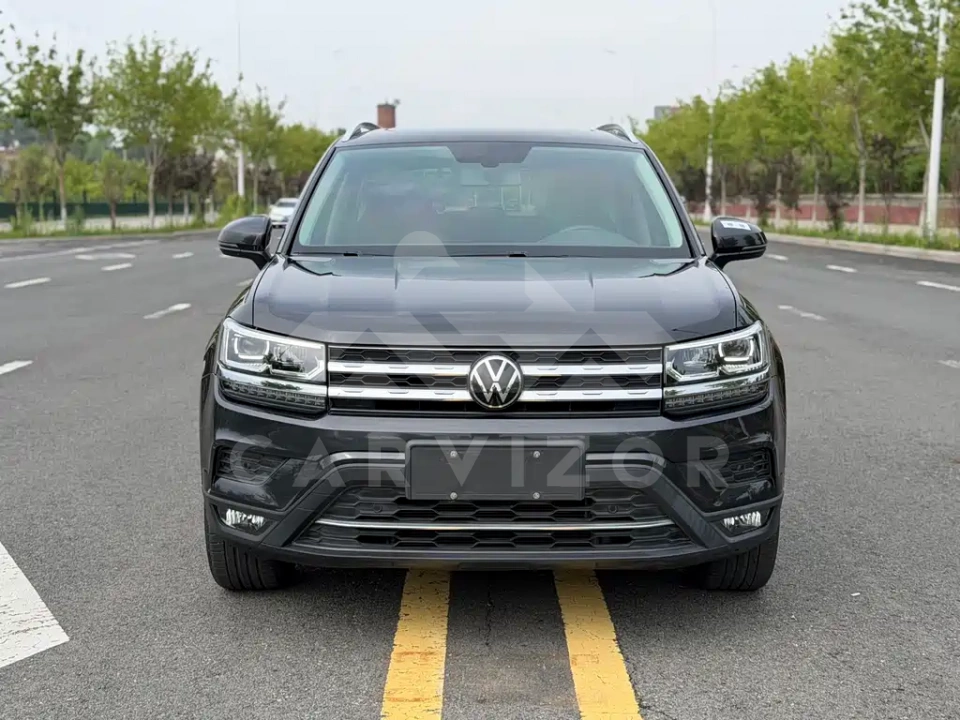 Volkswagen Tharu