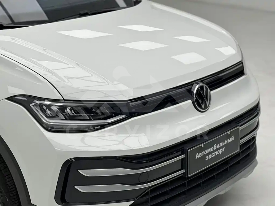 Volkswagen Tharu