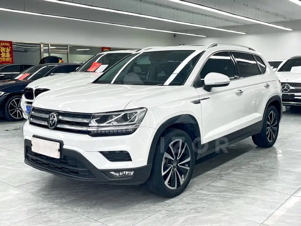 Volkswagen Tharu