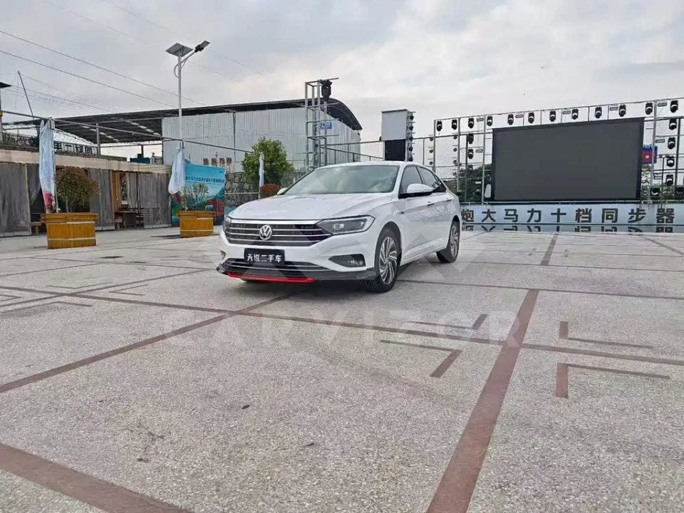 Volkswagen Sagitar