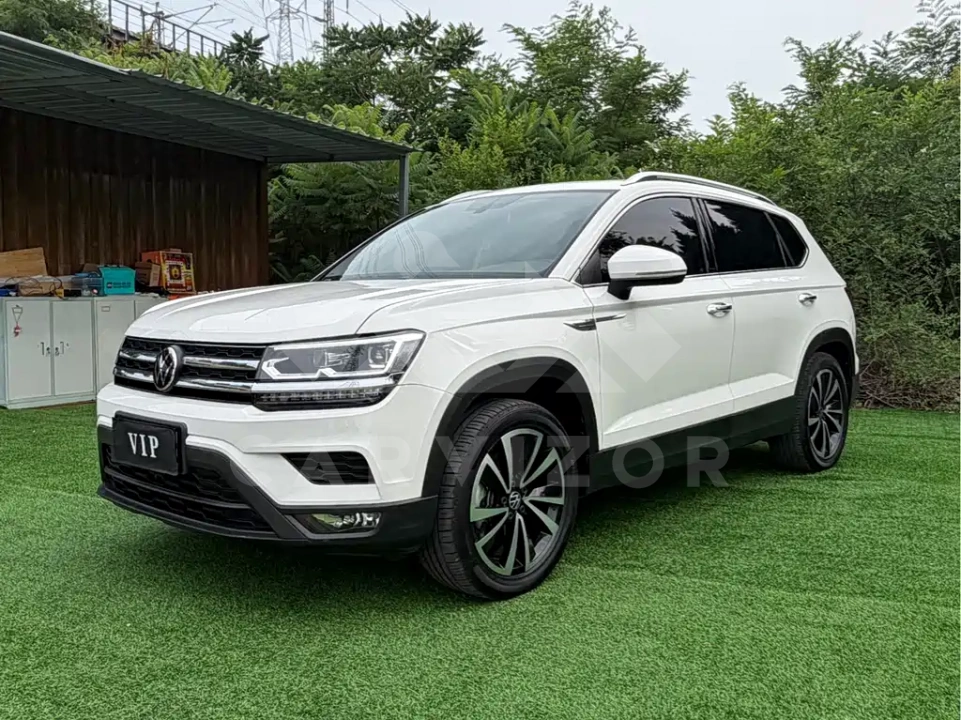 Volkswagen Tharu