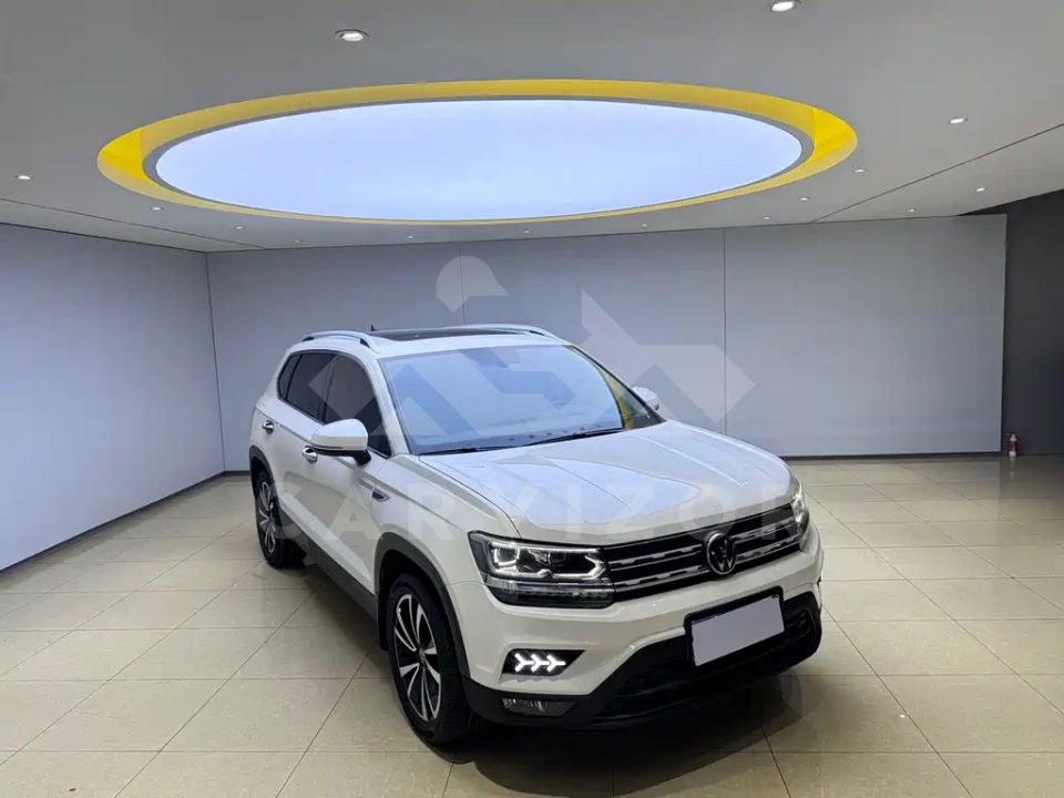 Volkswagen Tharu