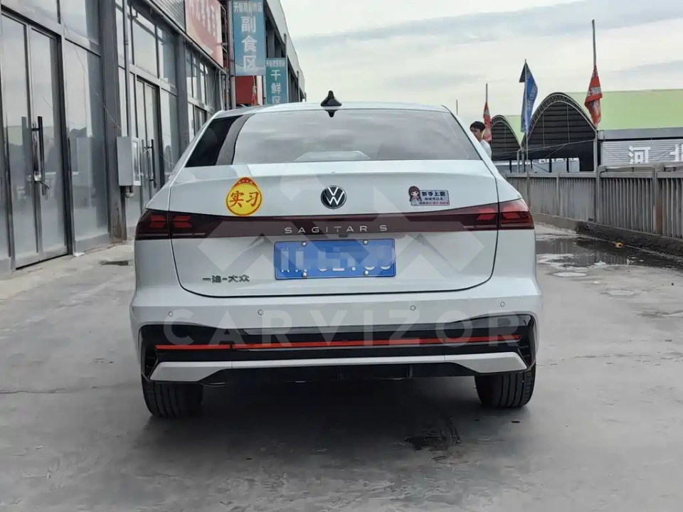 Volkswagen Sagitar