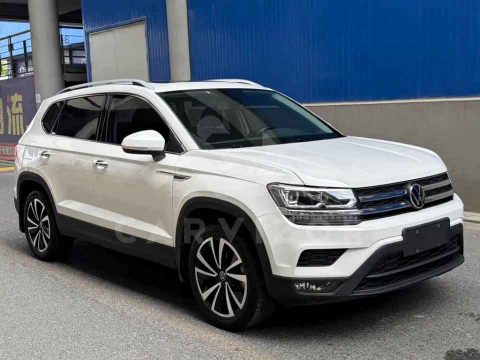 Volkswagen Tharu