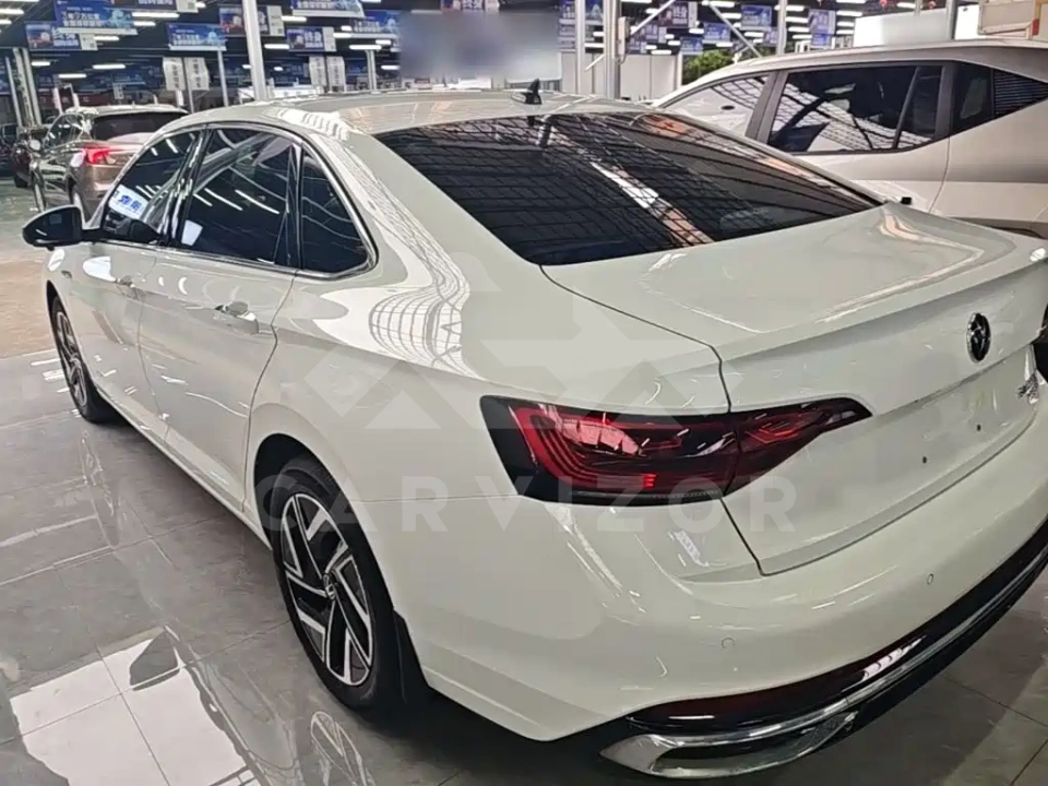 Volkswagen Sagitar