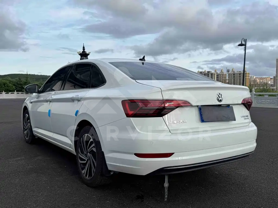 Volkswagen Sagitar