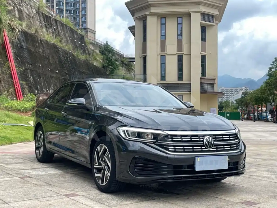 Volkswagen Sagitar