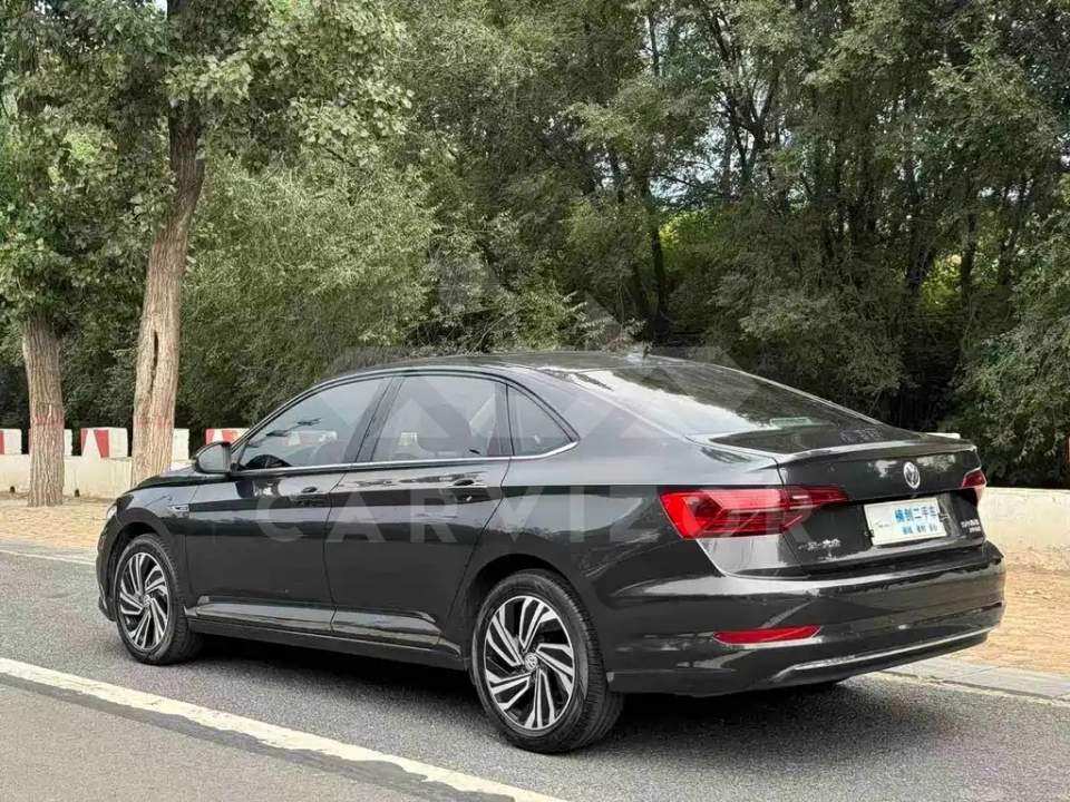 Volkswagen Sagitar