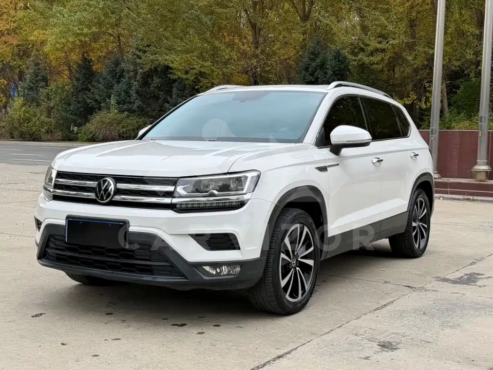 Volkswagen Tharu