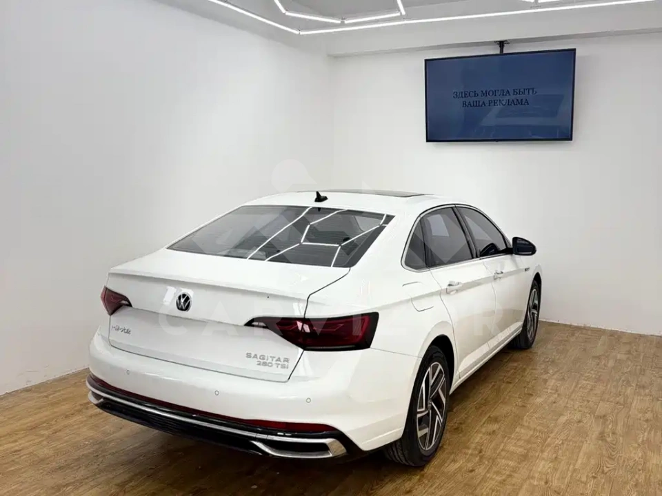 Volkswagen Sagitar