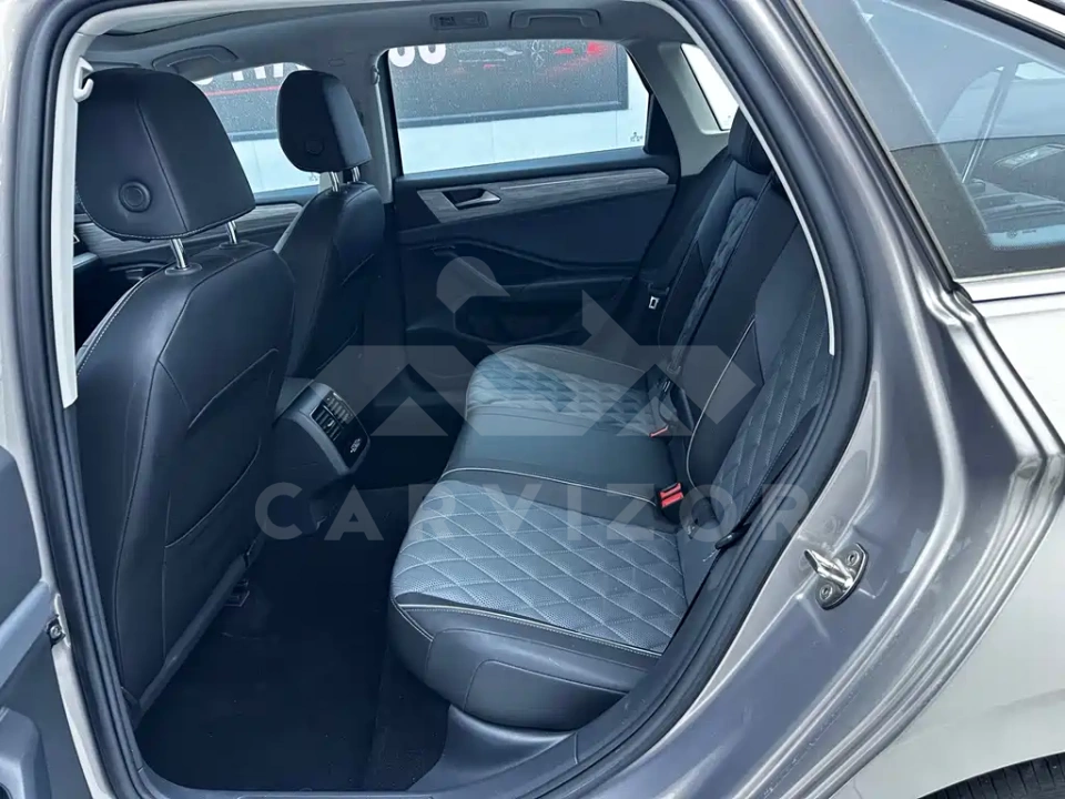 Volkswagen Sagitar