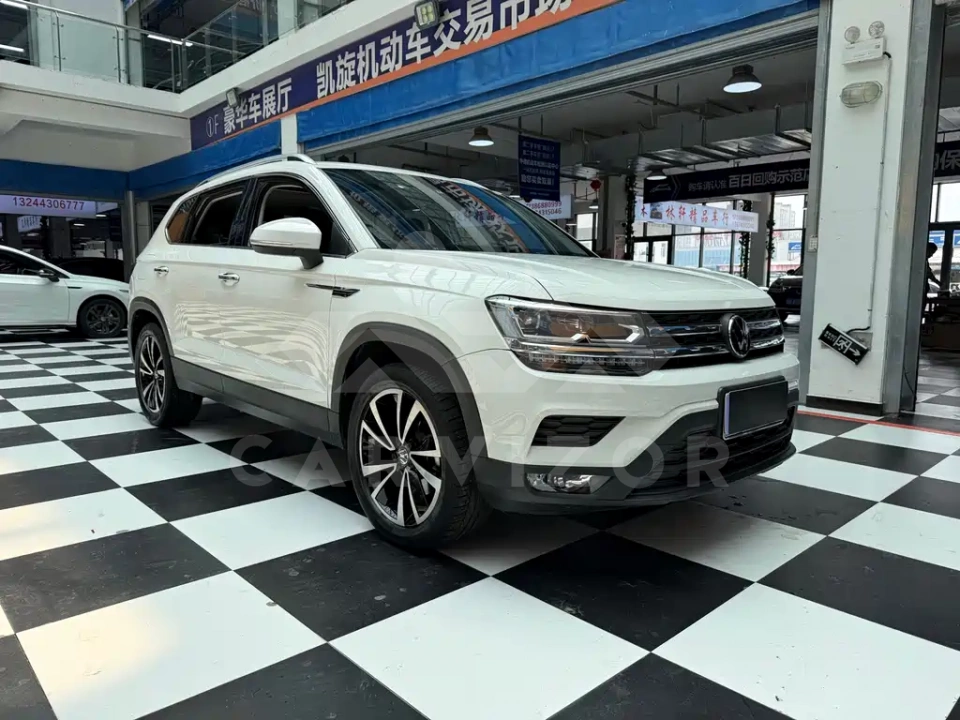Volkswagen Tharu