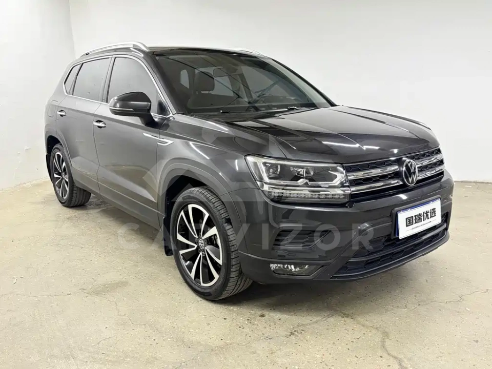 Volkswagen Tharu