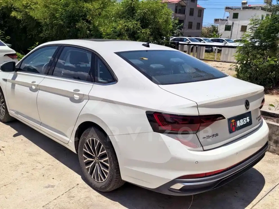 Volkswagen Sagitar