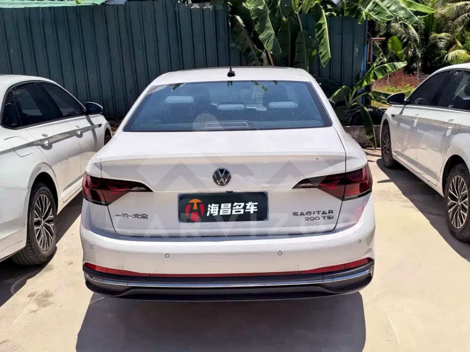 Volkswagen Sagitar