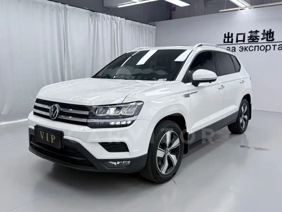 Volkswagen Tharu