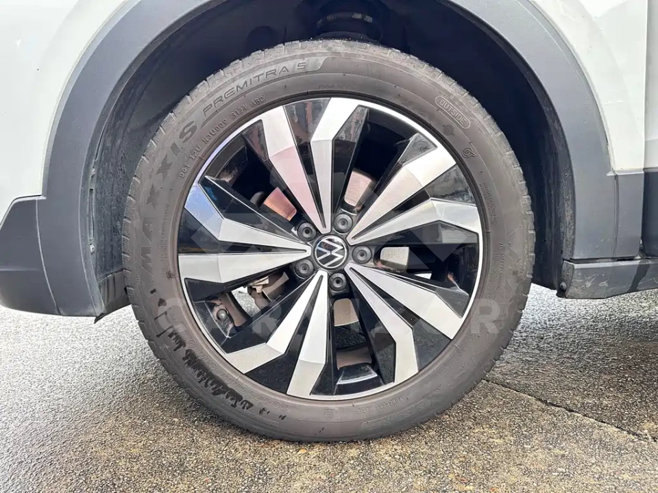 Volkswagen Tharu