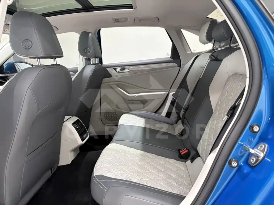 Volkswagen Sagitar