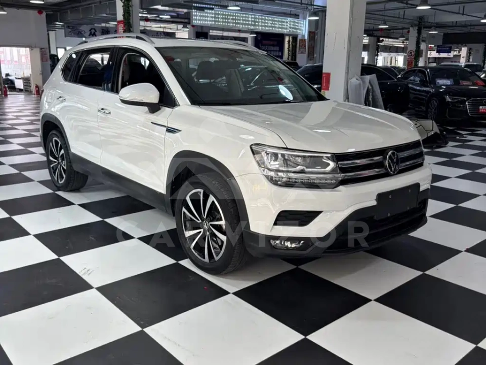Volkswagen Tharu