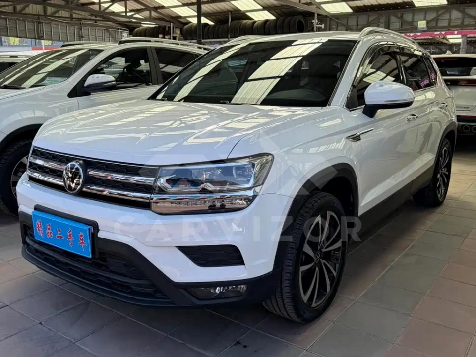 Volkswagen Tharu