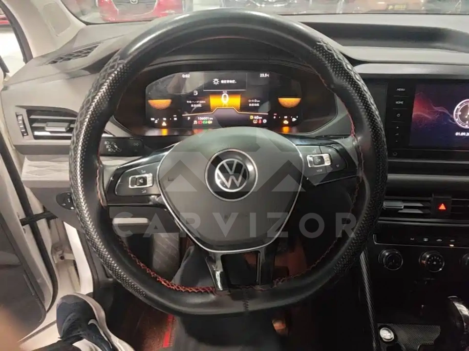 Volkswagen Tharu