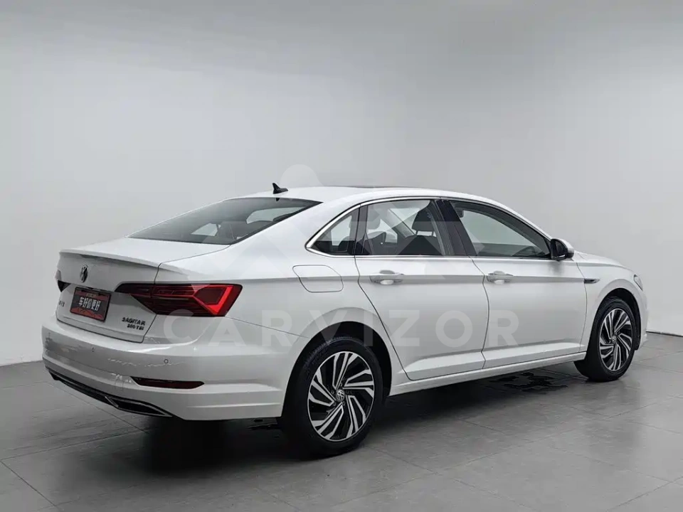 Volkswagen Sagitar