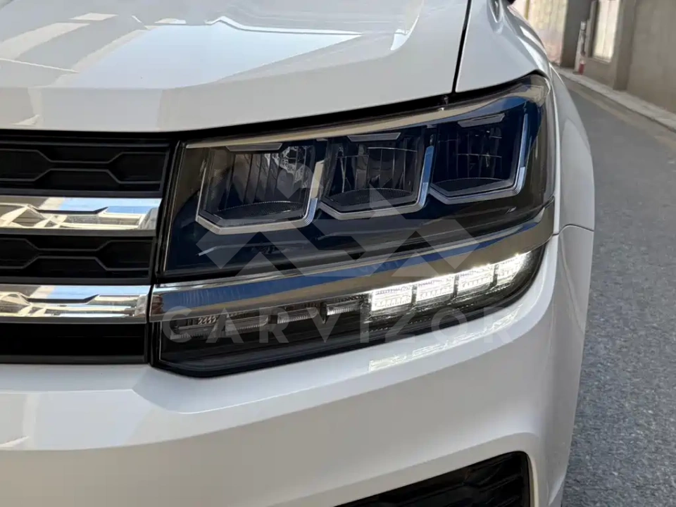 Volkswagen Tharu