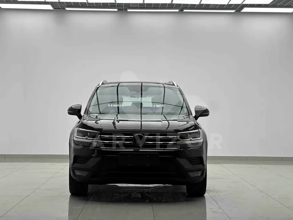 Volkswagen Tharu