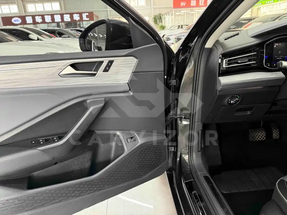Volkswagen Sagitar