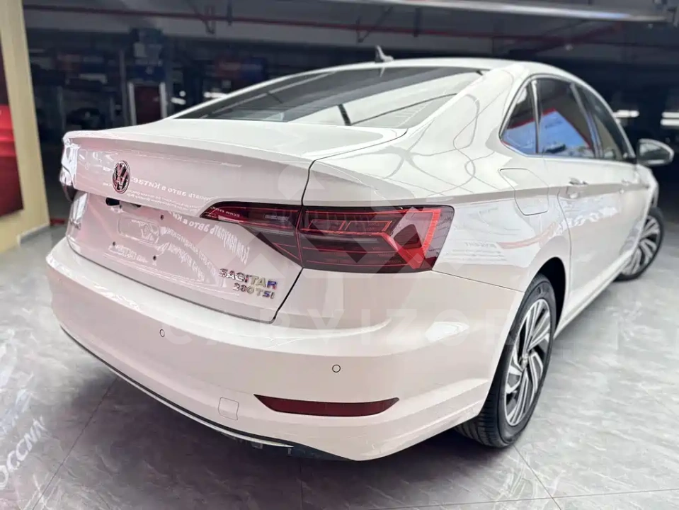 Volkswagen Sagitar