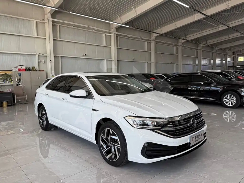 Volkswagen Sagitar