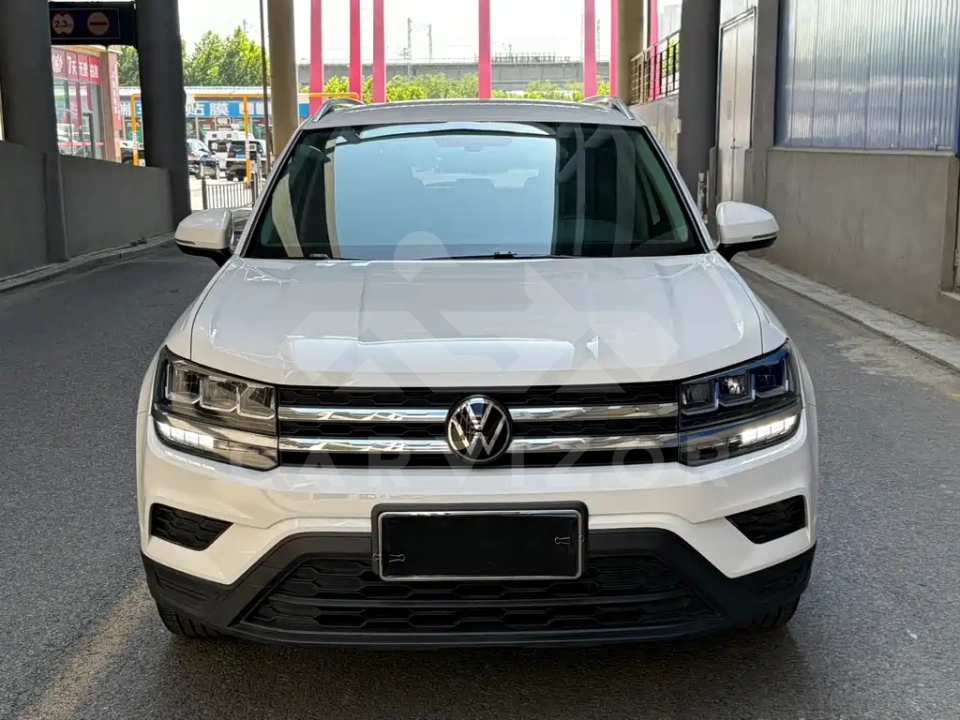 Volkswagen Tharu