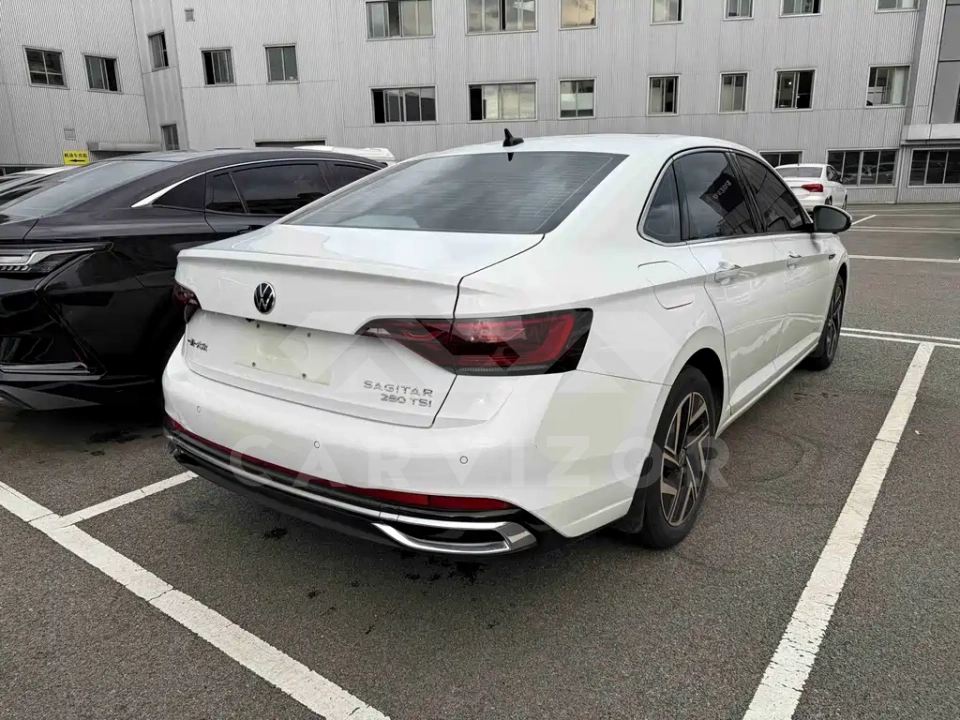 Volkswagen Sagitar