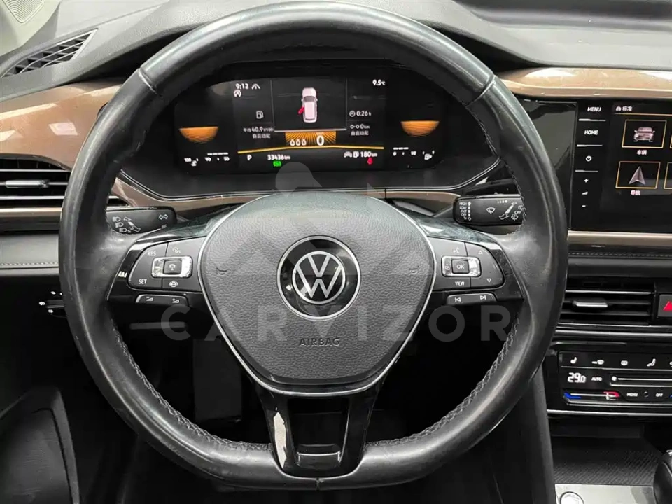 Volkswagen Tharu